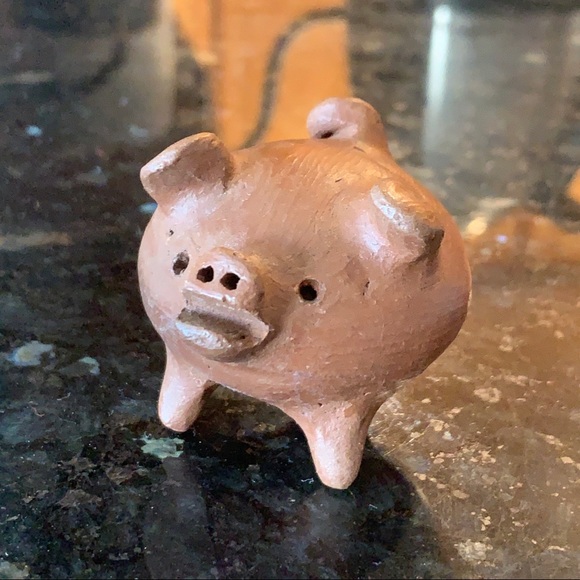 Lucky Chilean 3-legged ceramic pig sculpture